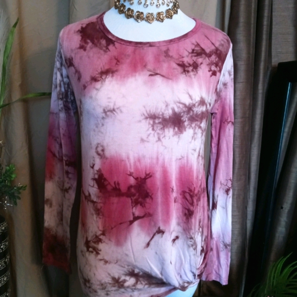 Cute tye dye top